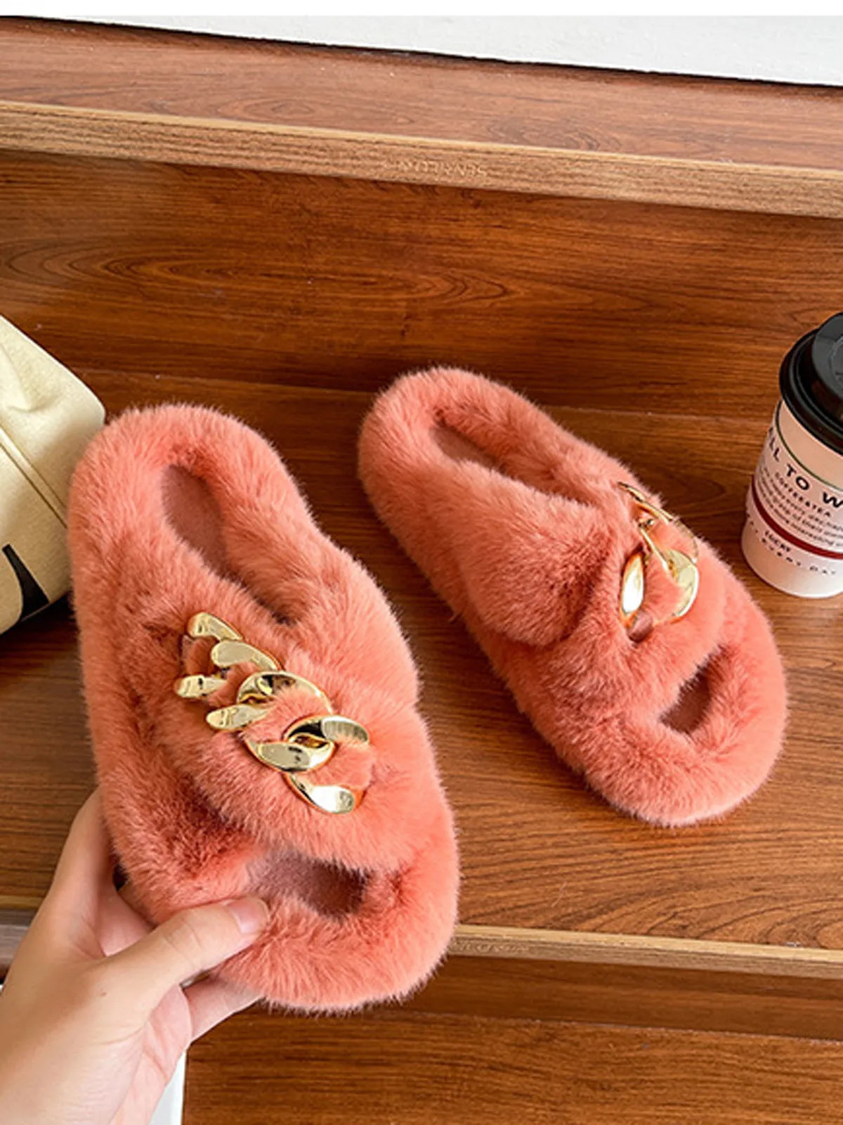 Chain Link Fuzzy Slippers - Orange