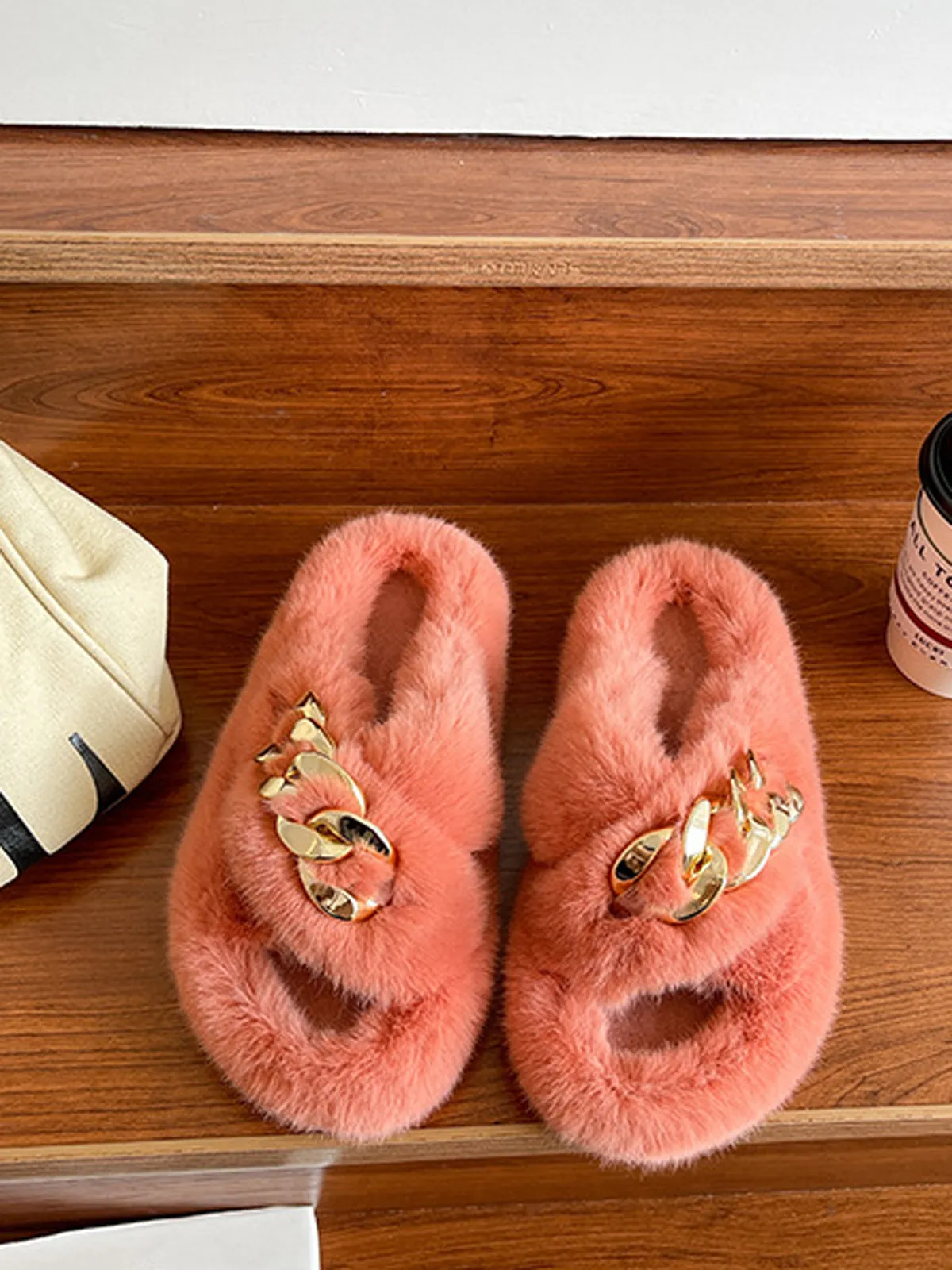 Chain Link Fuzzy Slippers - Orange