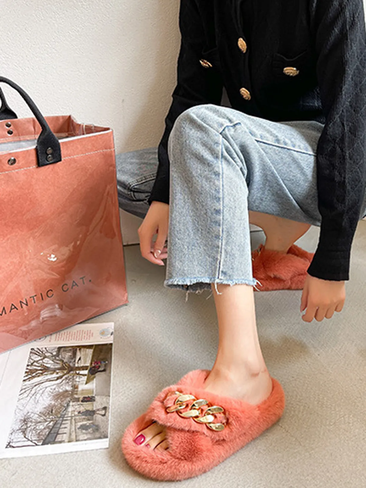 Chain Link Fuzzy Slippers - Orange