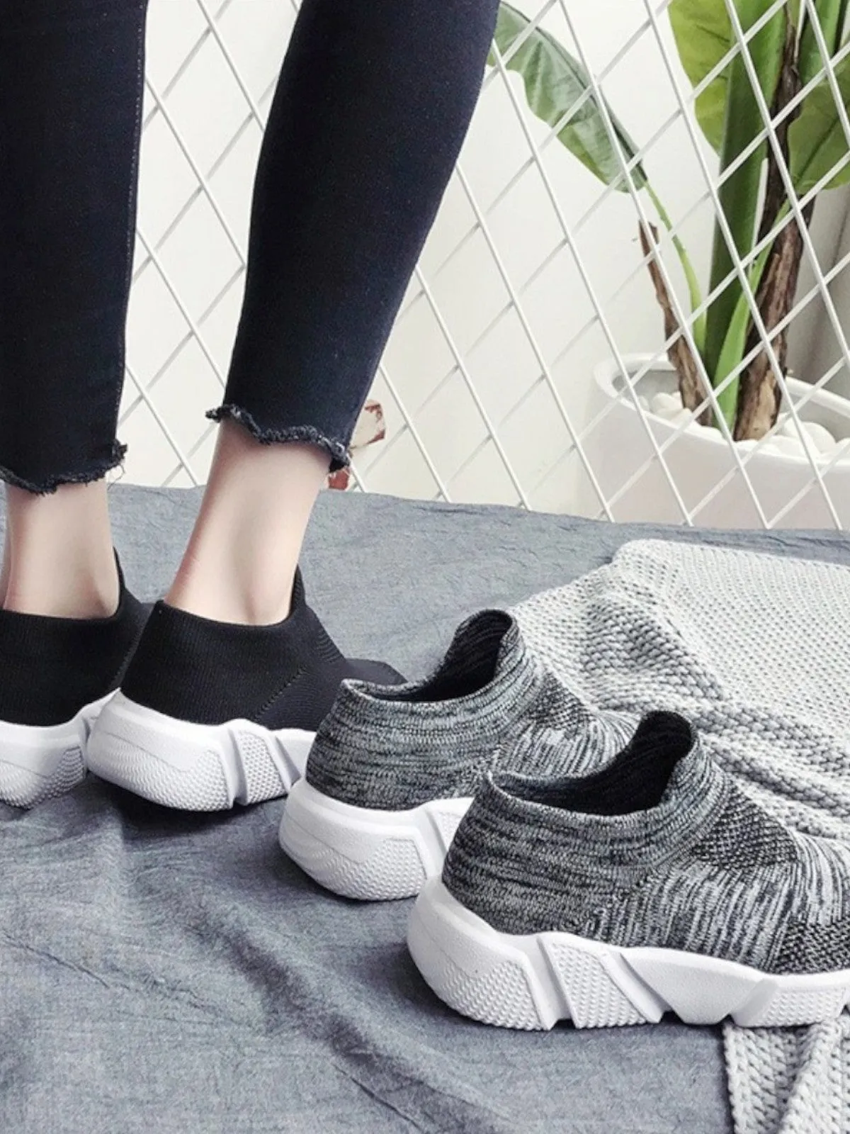 Leona Athletic Walking Breathable Mesh Sneakers