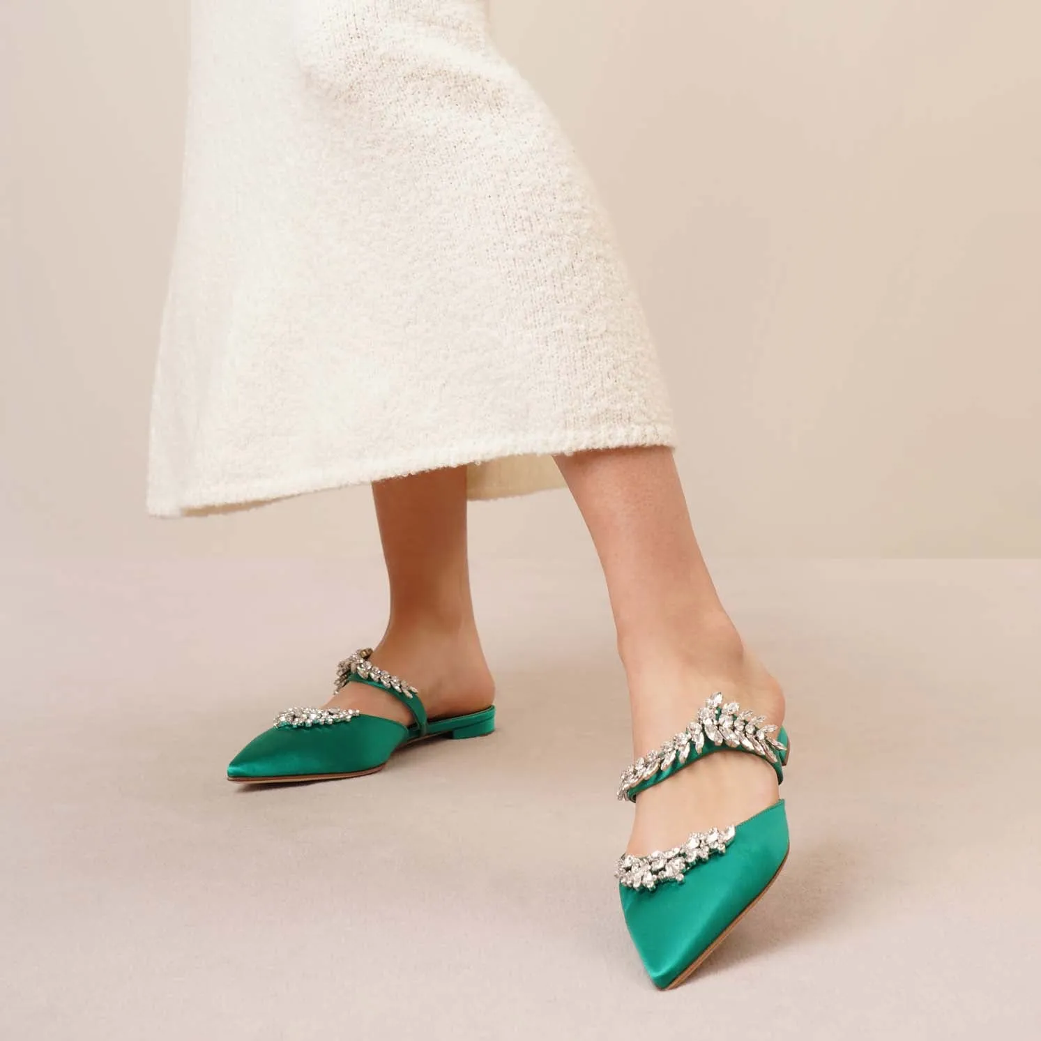 Lurum emerald satin flats