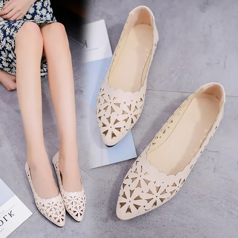 Women's Summer PU Leather Hollow Out Flats With Floral Shape